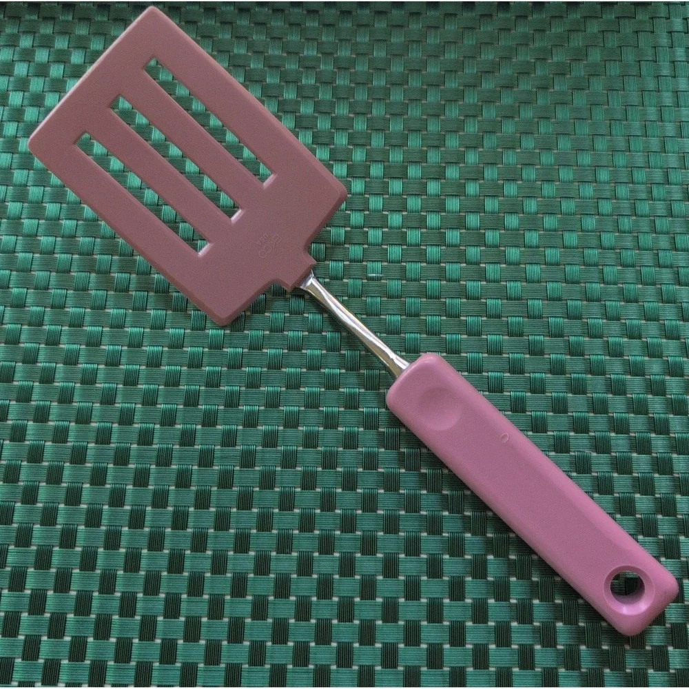 EKCO Spatula Slotted Pink Nylon Turner With Plastic Handle Vtg USA *Handle Melts